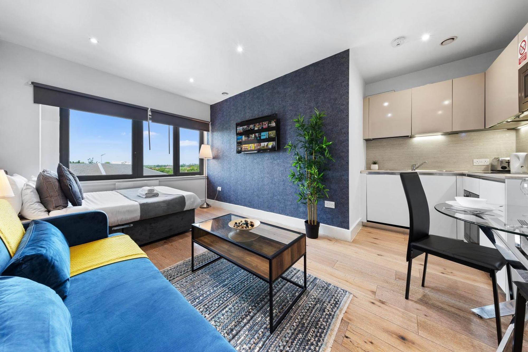 Modern One Bedroom Flat - Sleeps 5 -Near Heathrow - London Ub3 Kültér fotó