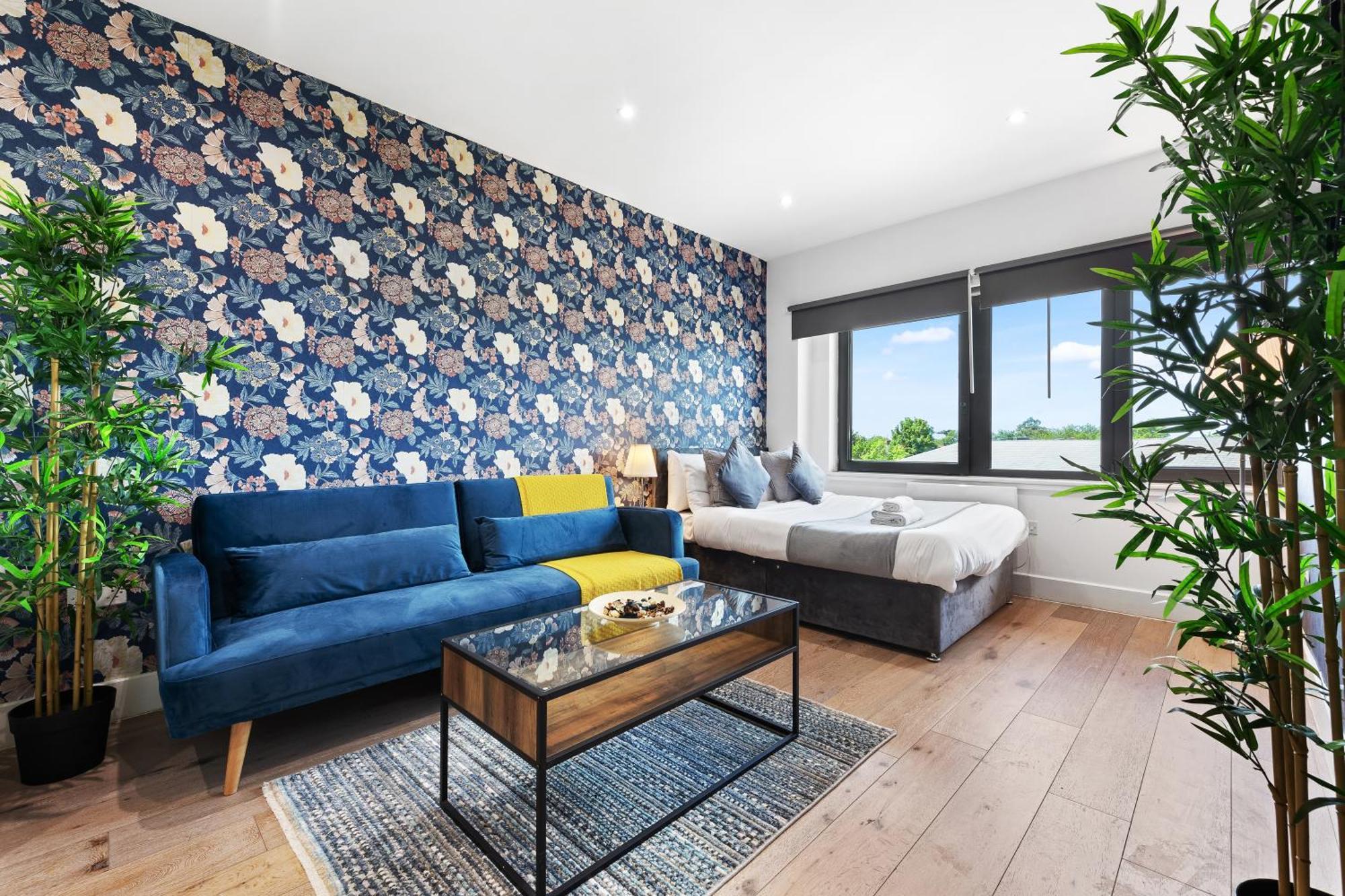 Modern One Bedroom Flat - Sleeps 5 -Near Heathrow - London Ub3 Kültér fotó